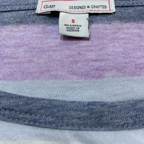 Gap Long Sleeve Shirt - Picture 2 of 6